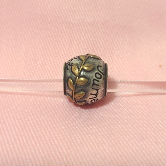 Brighton Art & Soul Mini Hearts Spacer - Picture 2 of 3